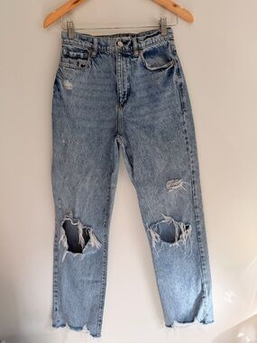 Garage Light Wash Distressed High-Waist Jeans